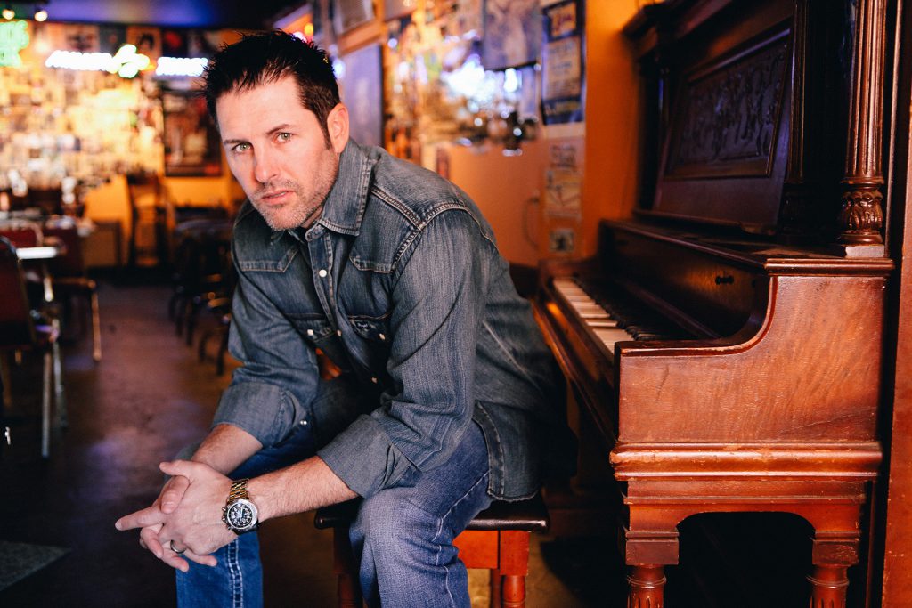 Casey Donahew | Dixie National Rodeo