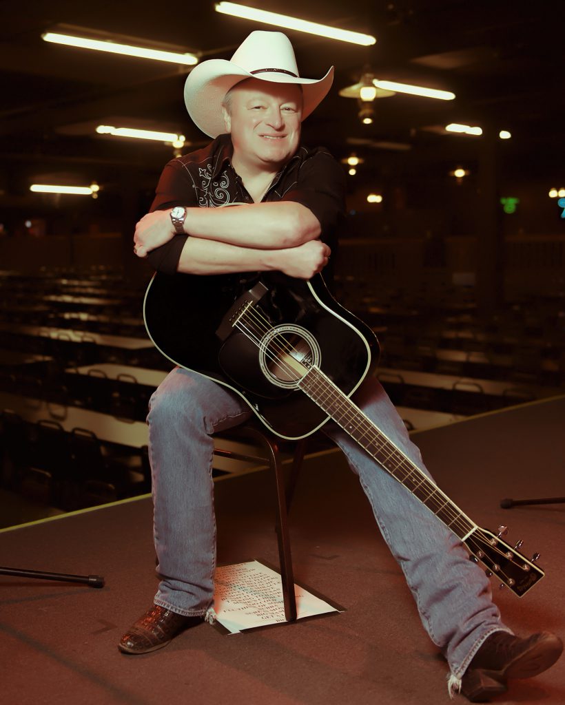 Mark Chesnutt | Dixie National Rodeo