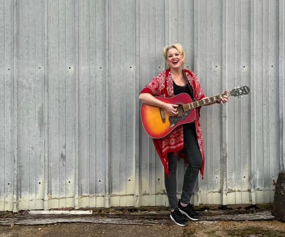 Bridgid Ferguson & Tim Avalon Live at the Iron Horse Grill