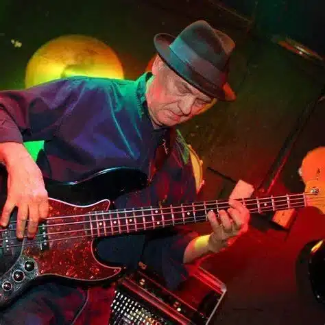 Doug Brousseau Live at Hal & Mal’s